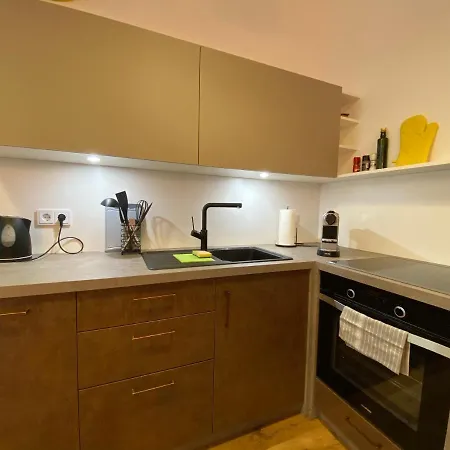 Industrial Schlossberg Apartman